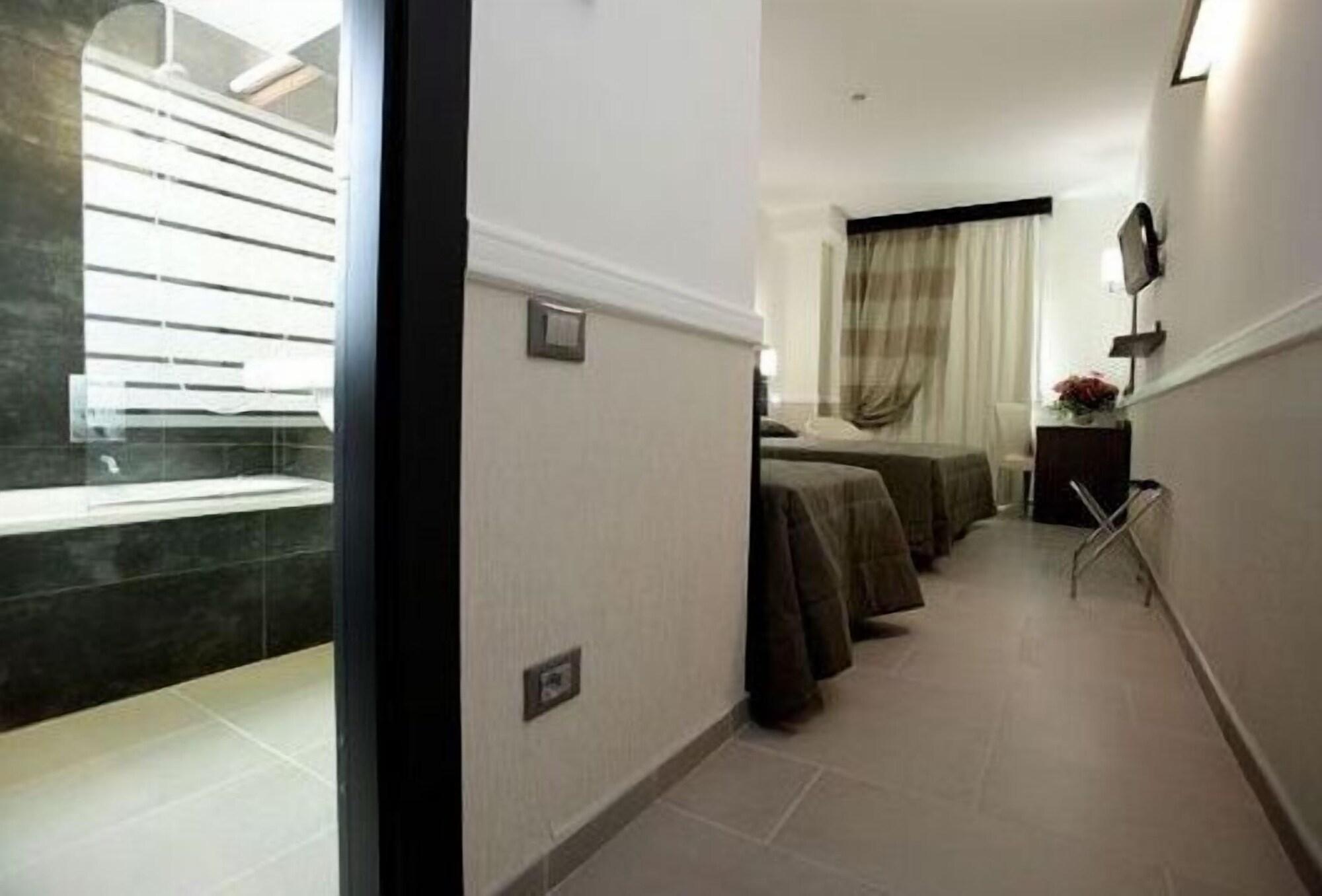 Hotel Artis Rome Bagian luar foto