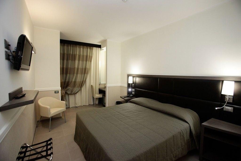 Hotel Artis Rome Ruang foto