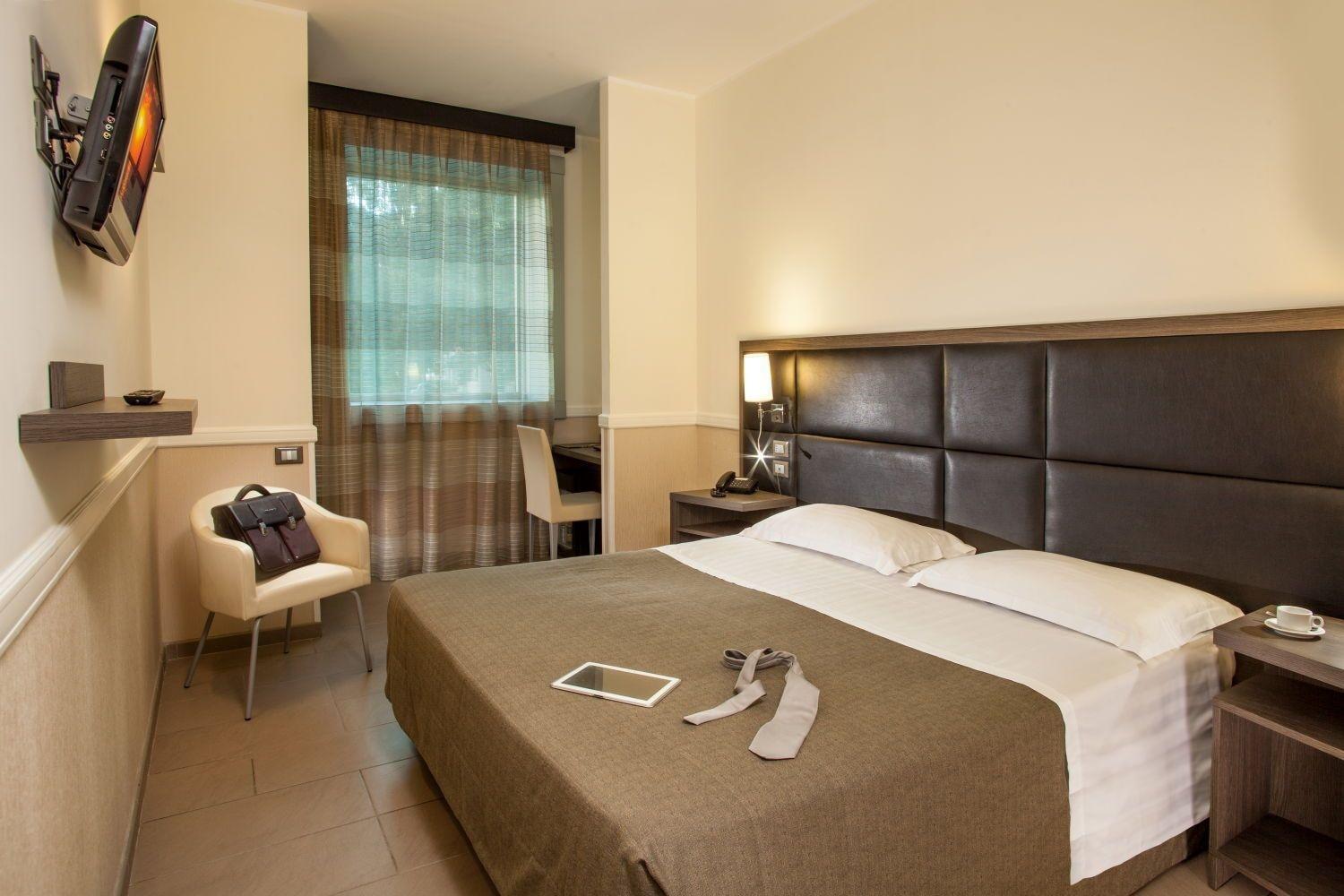 Hotel Artis Rome Bagian luar foto