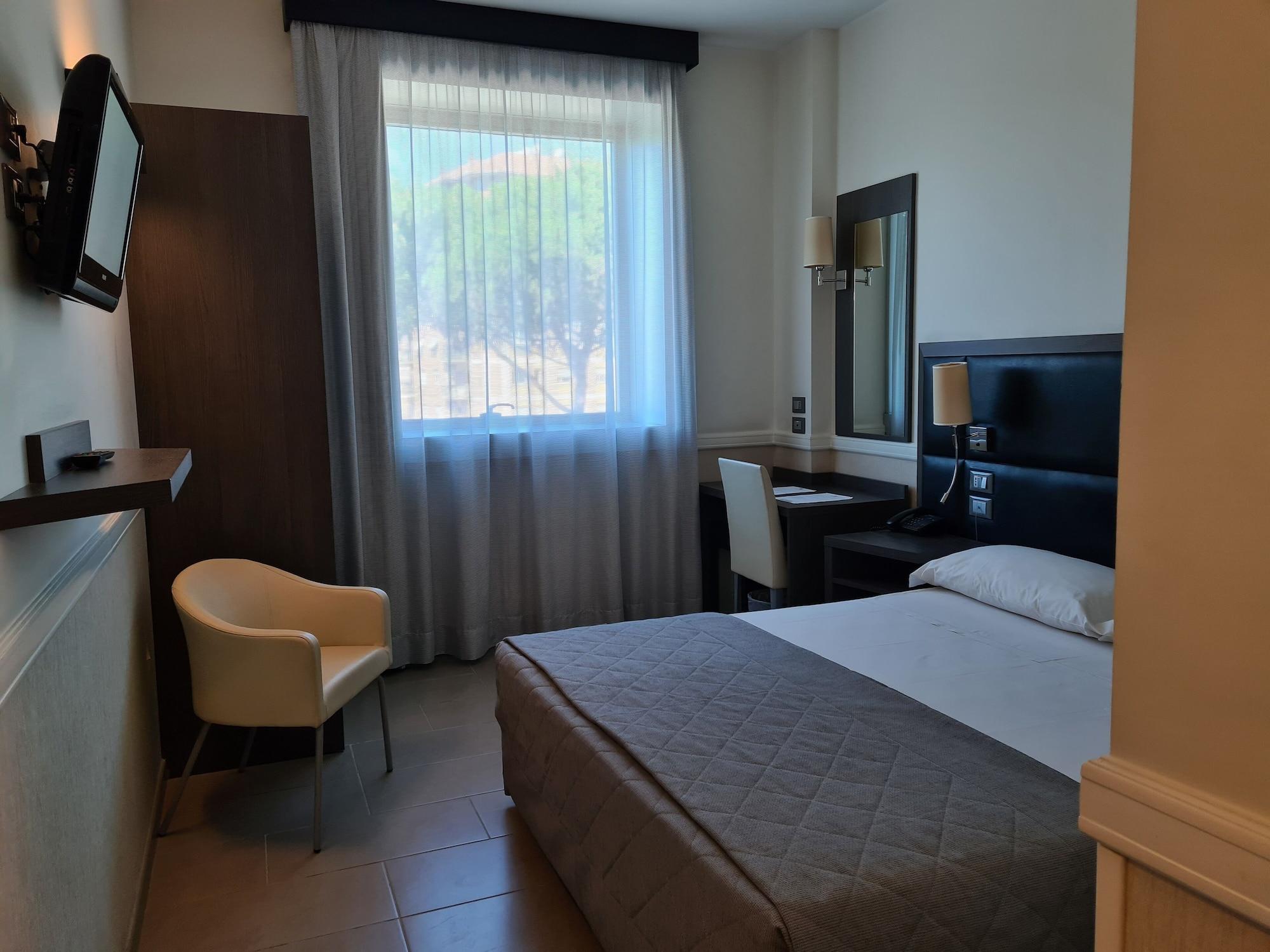 Hotel Artis Rome Bagian luar foto