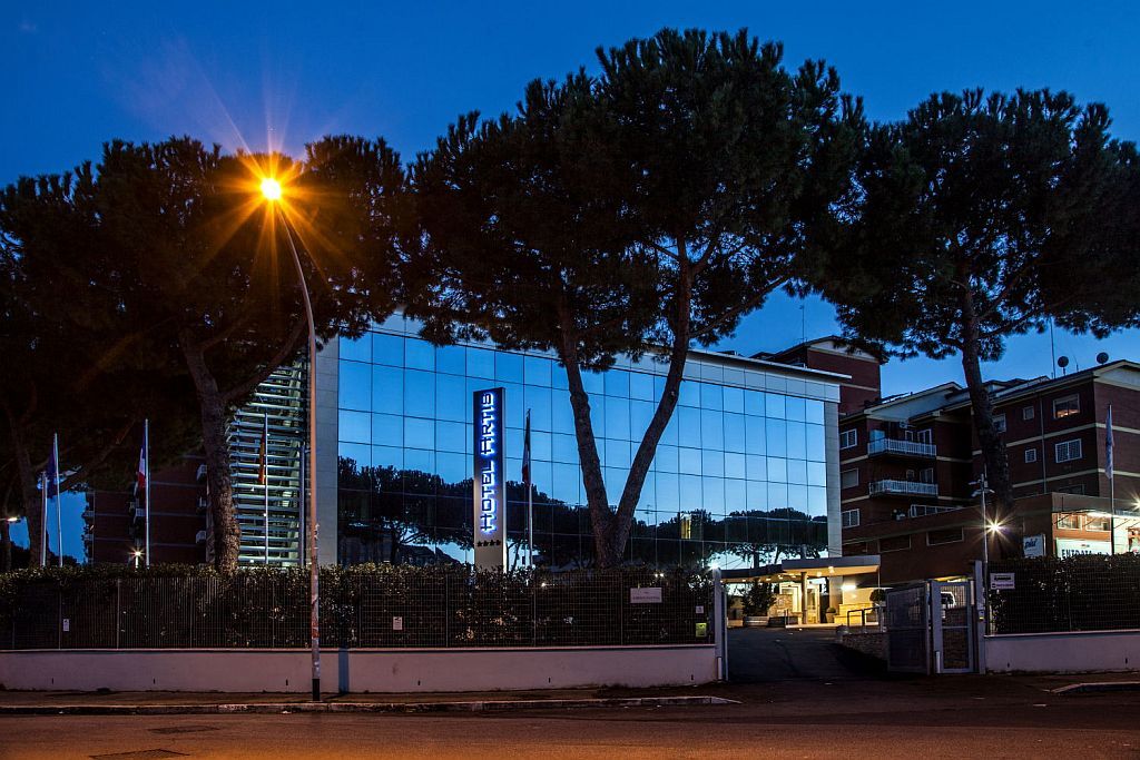 Hotel Artis Rome Bagian luar foto