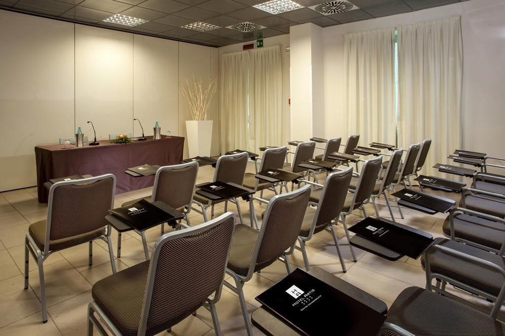 Hotel Artis Rome Bagian luar foto
