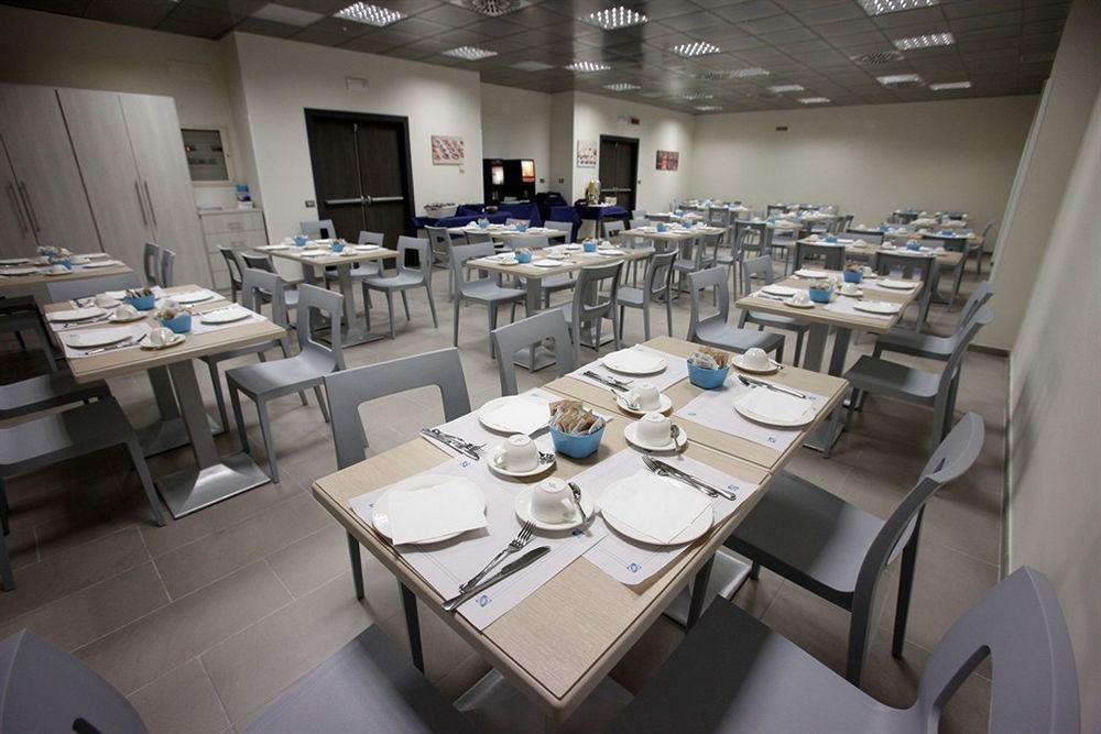 Hotel Artis Rome Bagian luar foto
